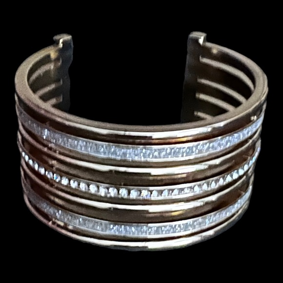 Cuff Bracelet Rhinestones Cuff Bracelet Rhinestones Gold Tone Cuff Bracelet - Picture 13 of 13